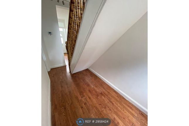 A Waverley Road, London photo 5