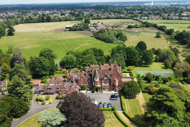 Thumbnail Terraced house for sale in Hitcham Lane, Burnham, Buckinghamshire