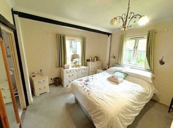 Bungalow for sale in Ongar