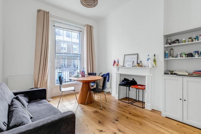 Flat to rent in Delancey Street, London