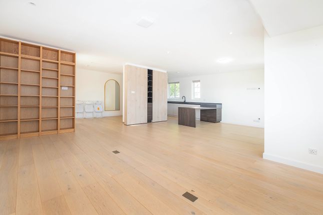 Flat 3, Sussex House, 86, Raymond Road, London photo 3