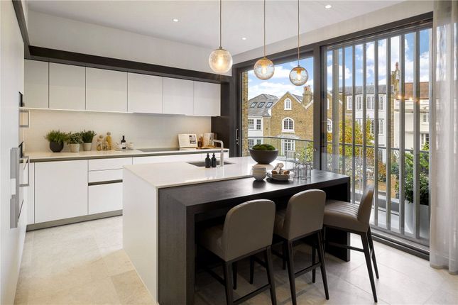 Thumbnail Flat for sale in 80 Holland Park, London