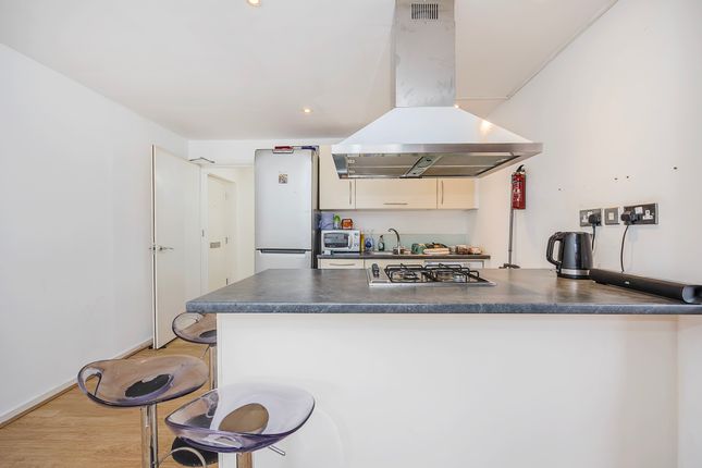 Flat for sale in Aberfeldy Street, London