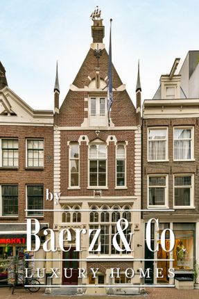 Thumbnail Town house for sale in Berenstraat 7, 1016 Gg Amsterdam, Netherlands