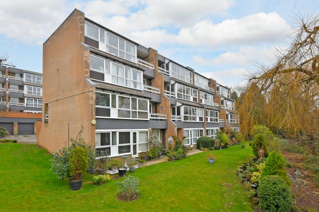 Flat for sale in Storthwood Court, Storth Lane