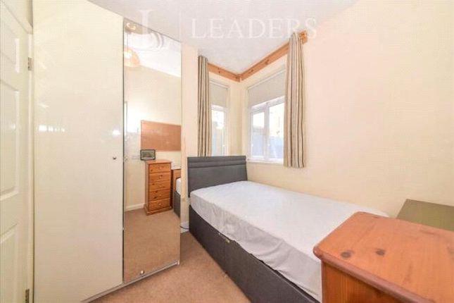 Room 4, 18, All Saints Road, All Saints Road photo 2