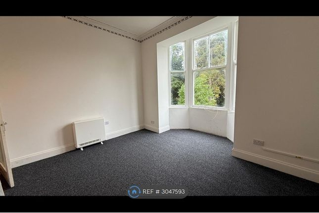 Pierremont Crescent, Darlington photo 2