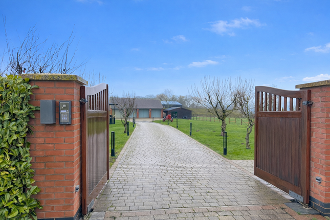 4, Home Farm Courtyard, Derby photo 4