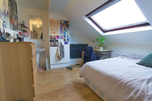 41, Dinsdale Road, Newcastle Upon Tyne photo 4