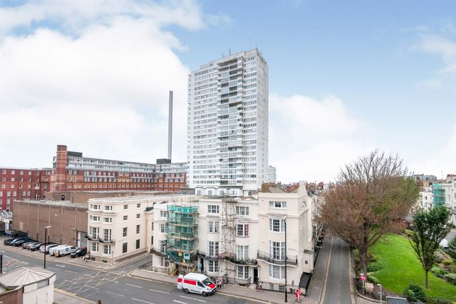 Thumbnail Flat for sale in Sussex Heights, St. Margarets Place, Brighton