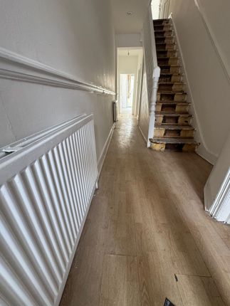 56, Totterdown Street, London photo 4
