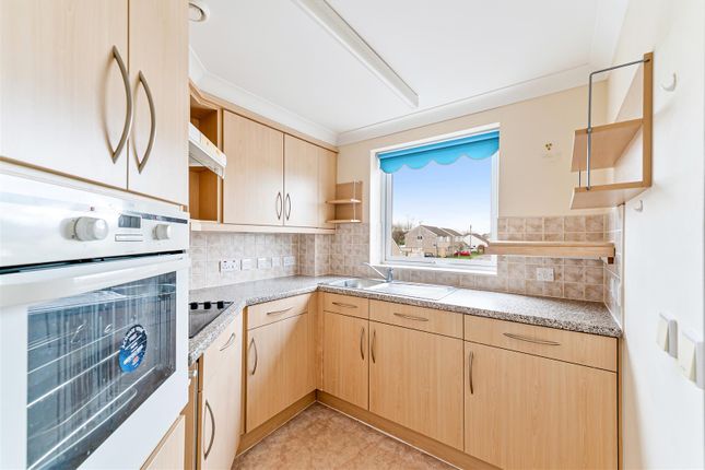 Flat 20 Fussells Court, 11 Station Road, Weston-Super-Mare photo 4