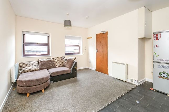 Regent Court, Leicestershire photo 2