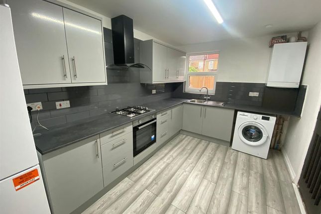 Thumbnail Terraced house to rent in Boston Road, London