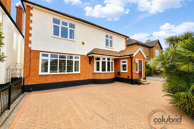 13, Manor Road, Stanford-le-Hope photo 2
