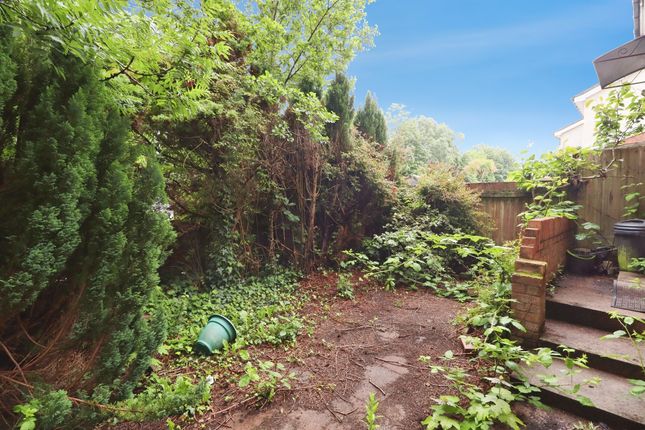 5, Orchard Park, Cardiff photo 2