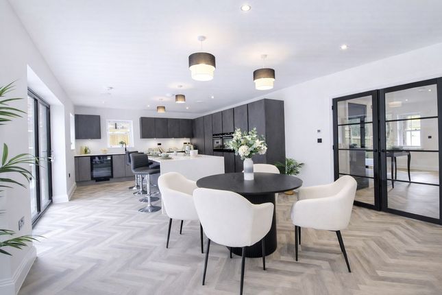 116a, Cuffley Hill, Goffs Oak photo 3