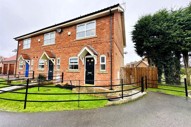 End terrace house for sale in Willow Croft, Hook, Goole