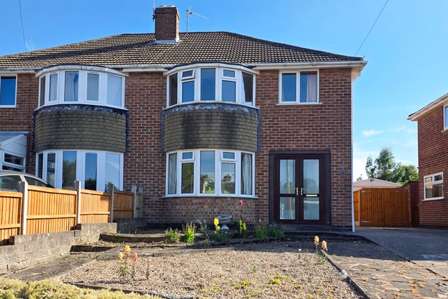 3-bed house on 38 Tressall Road, Coalville, £185,000