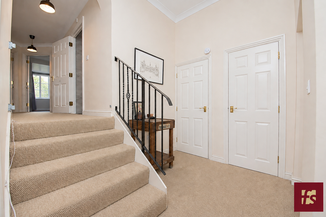 7, St. Francis Close, Crowthorne photo 3