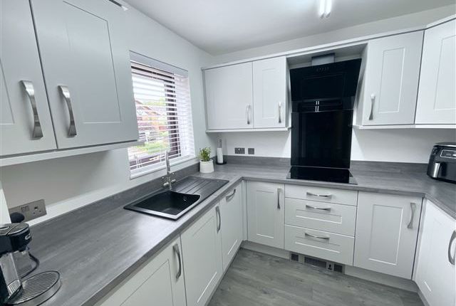 46, Skipton Road Swallownest, Sheffield photo 4
