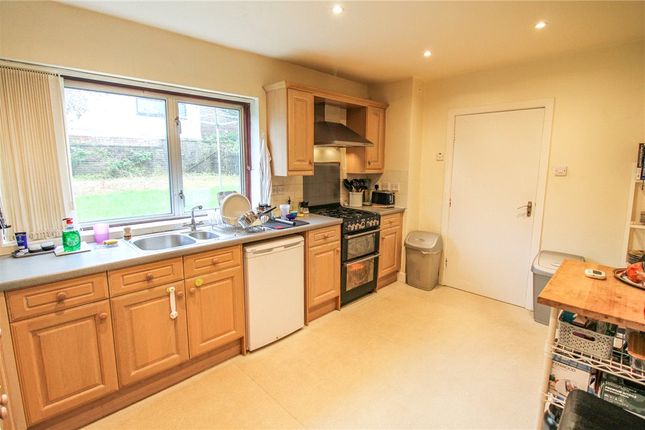 48, Toller Grove, West Yorkshire photo 4