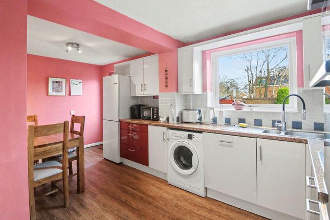 9 Downscroft Gardens, Southampton photo 4