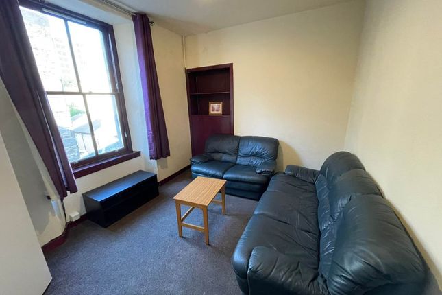 119 2/1 Nethergate, Dundee photo 2
