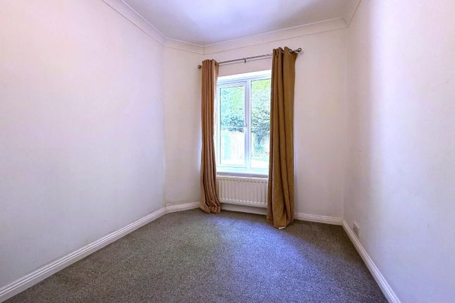 27, Friesian Way, Ashford photo 5