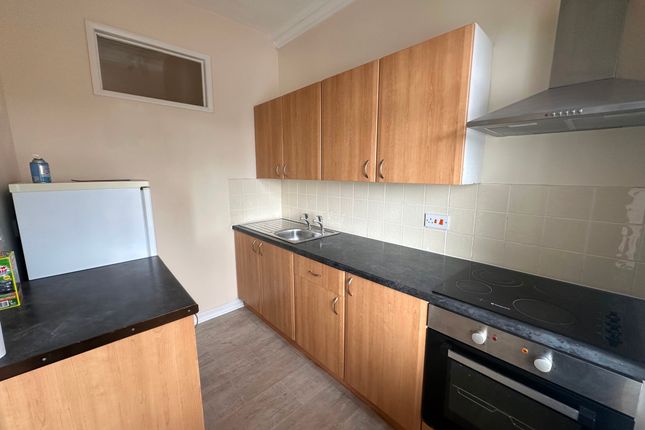 Flat A 732 Anlaby Road, Hull photo 2