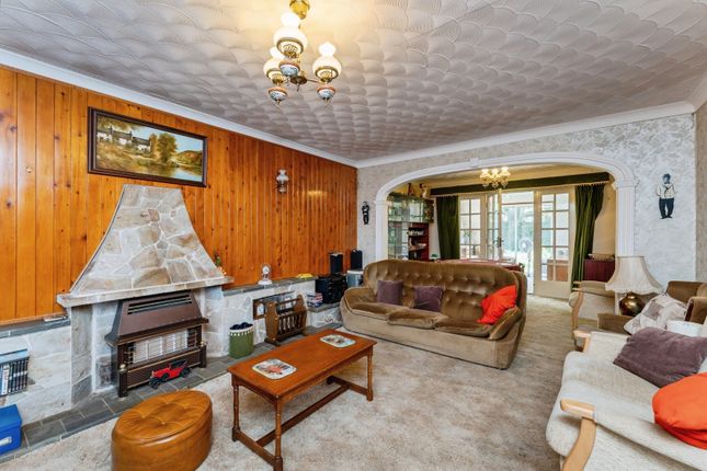 Navron View, 21, Llwyni Drive, Deeside photo 2