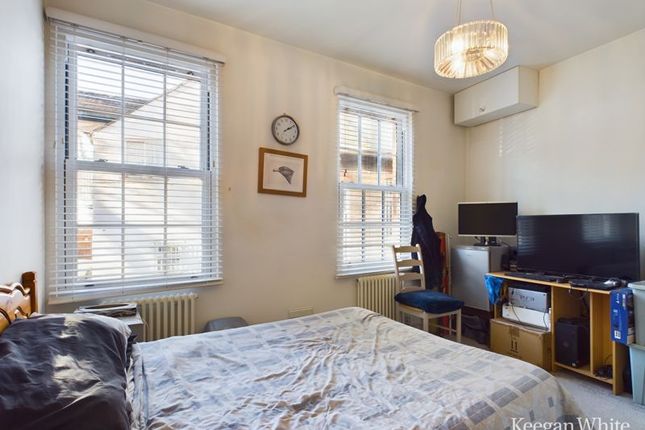 Flat for sale in High Street, High Wycombe