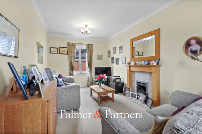 42, Springham Drive, Myland, Essex photo 3
