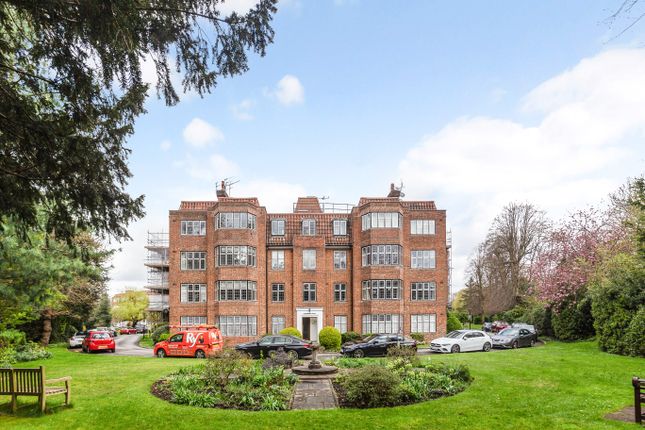 Thumbnail Flat for sale in Portsmouth Road, London