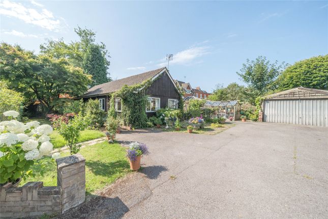 3-bed house on Gemini,, Headley Road, Hindhead, £400,000