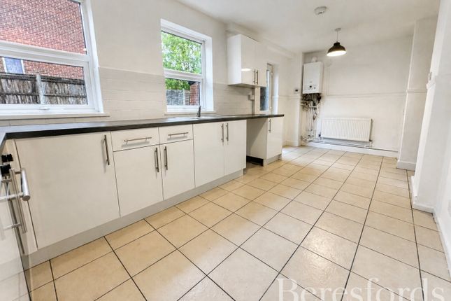 Charles Pell Road, Essex photo 3