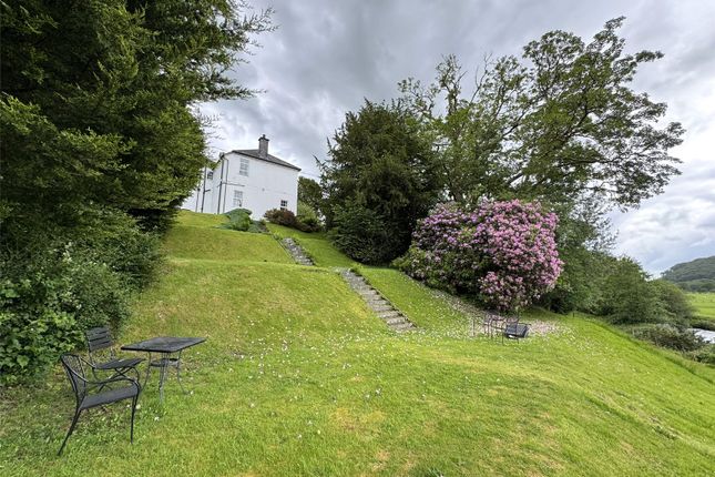 Aberhiriarth Hall,, Cemmaes, Powys photo 2