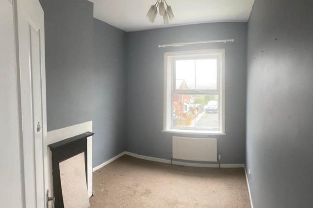 Property to rent in Halifax Road, Liversedge