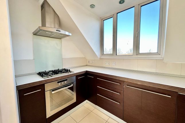 6b Bridgewater Court, Bridgewater Road, Wembley photo 3
