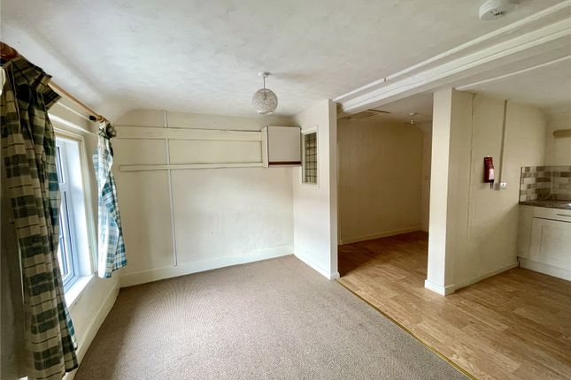 10A, High Street, Powys photo 4