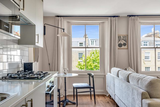Flat to rent in Blenheim Terrace, London