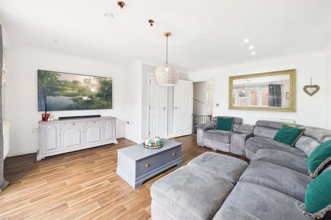 116, Longridge Way, North Somerset photo 4
