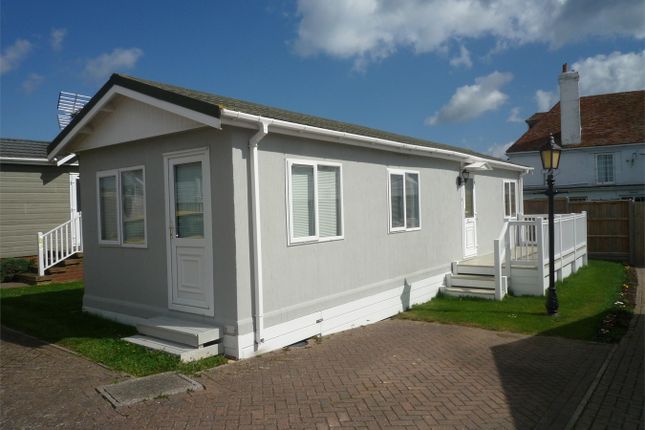 2 Bed Mobile Park Home For Sale In Blue Dolphin Park Reculver