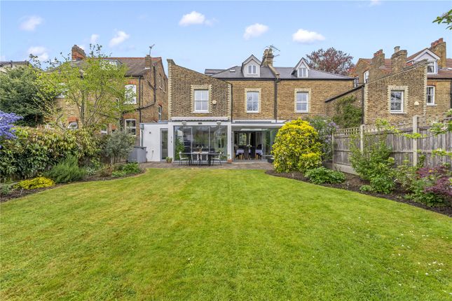 28, The Avenue, St Margarets photo 3