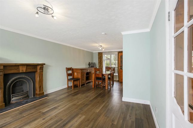 83, Minnoch Crescent, Maybole photo 4