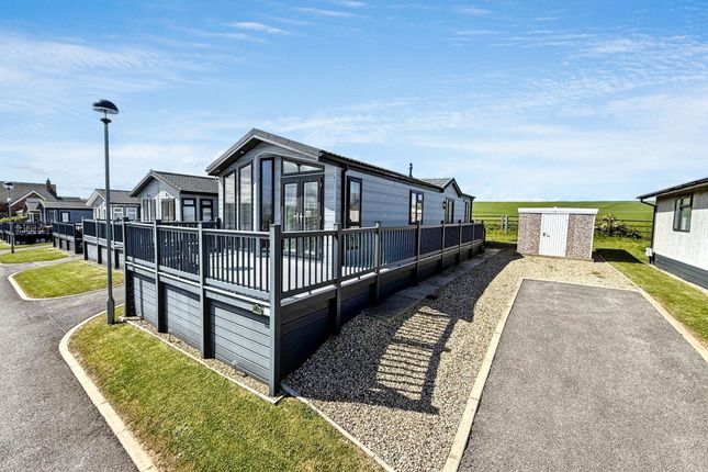 2-bed house on 11b, Evergreen Park, Hartlepool, £80,000