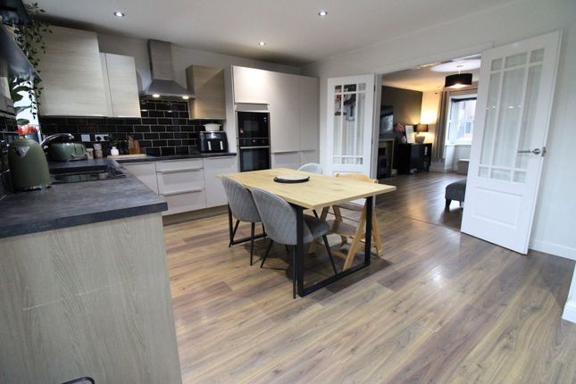 93, Bob Rainsforth Way, Gainsborough photo 3