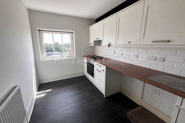 Room 2 Flat 5 Rhodes House, Northgate, Sleaford photo 3