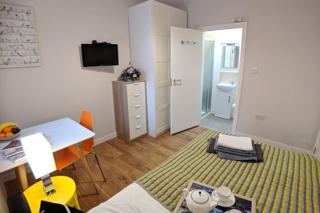 115, Sydney Road, London photo 4