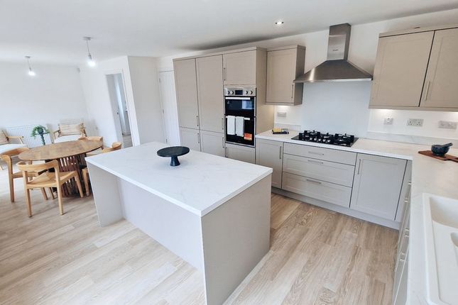 Plot 211 The Everingham, Belfry Way, Ripley photo 2